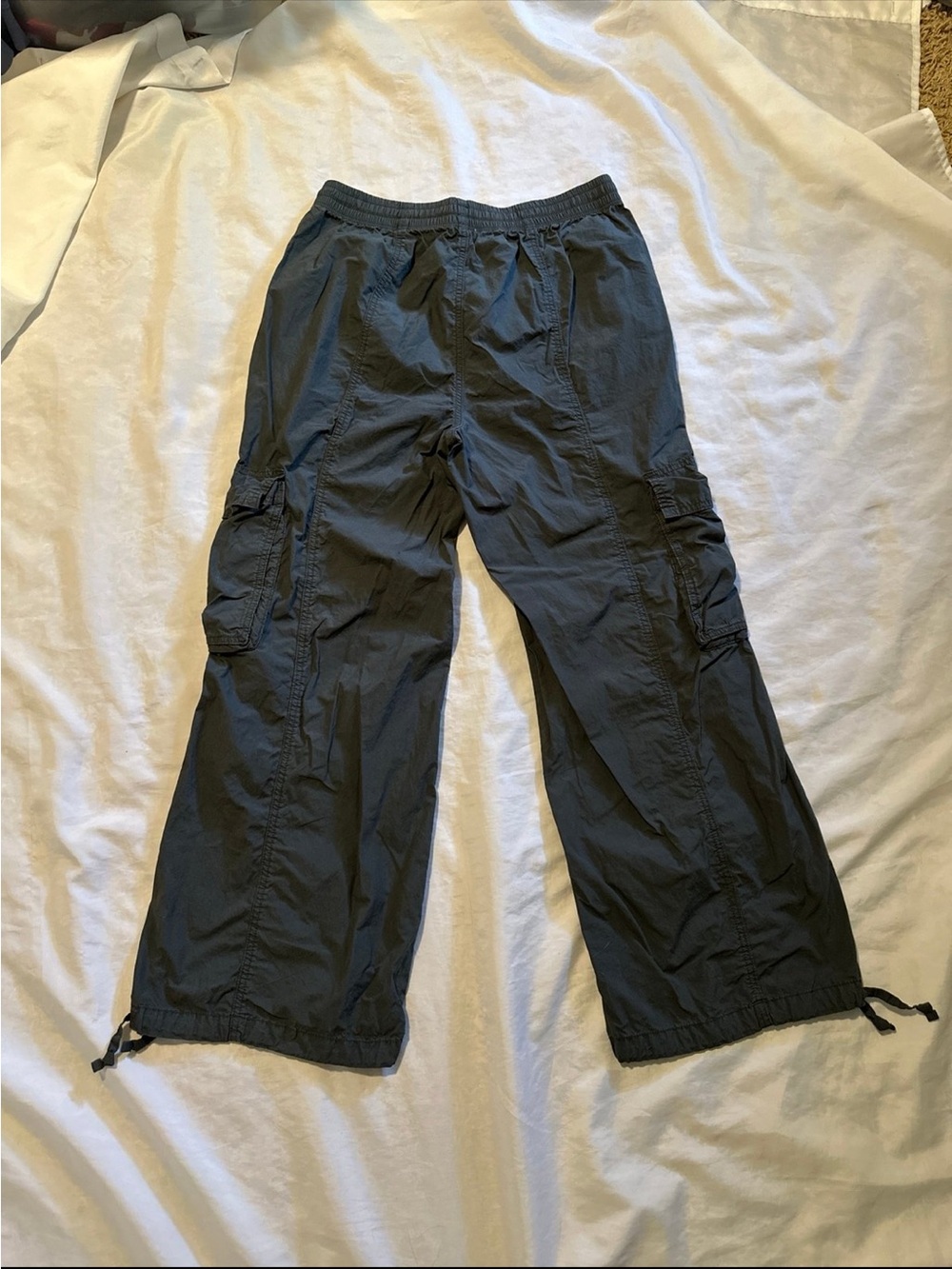 Aerie Charcoal Gray Cargo Pants Sz M - Picture 6 of 8